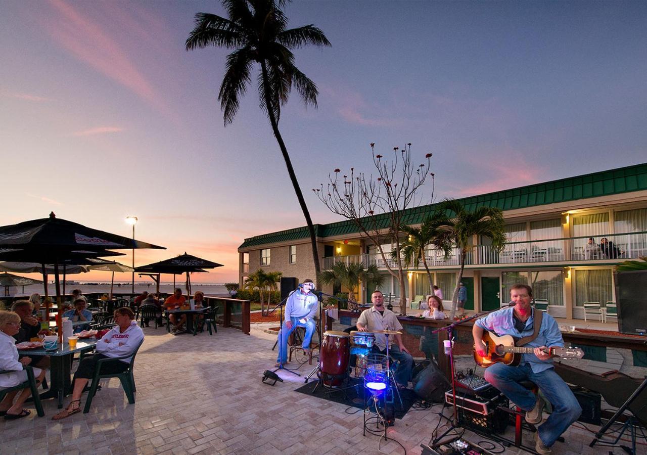 Wyndham Garden Fort Myers Beach Extérieur photo